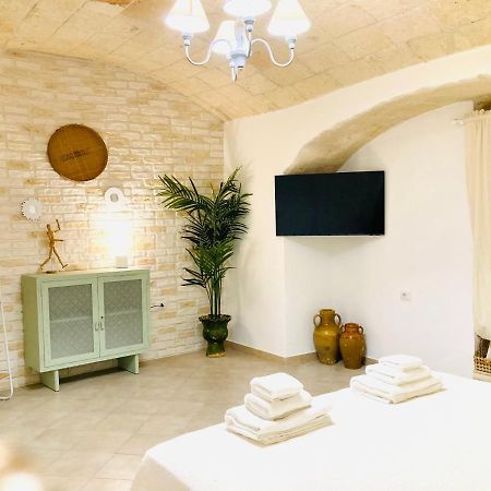 Antigua Historia Appartement Monopoli Buitenkant foto